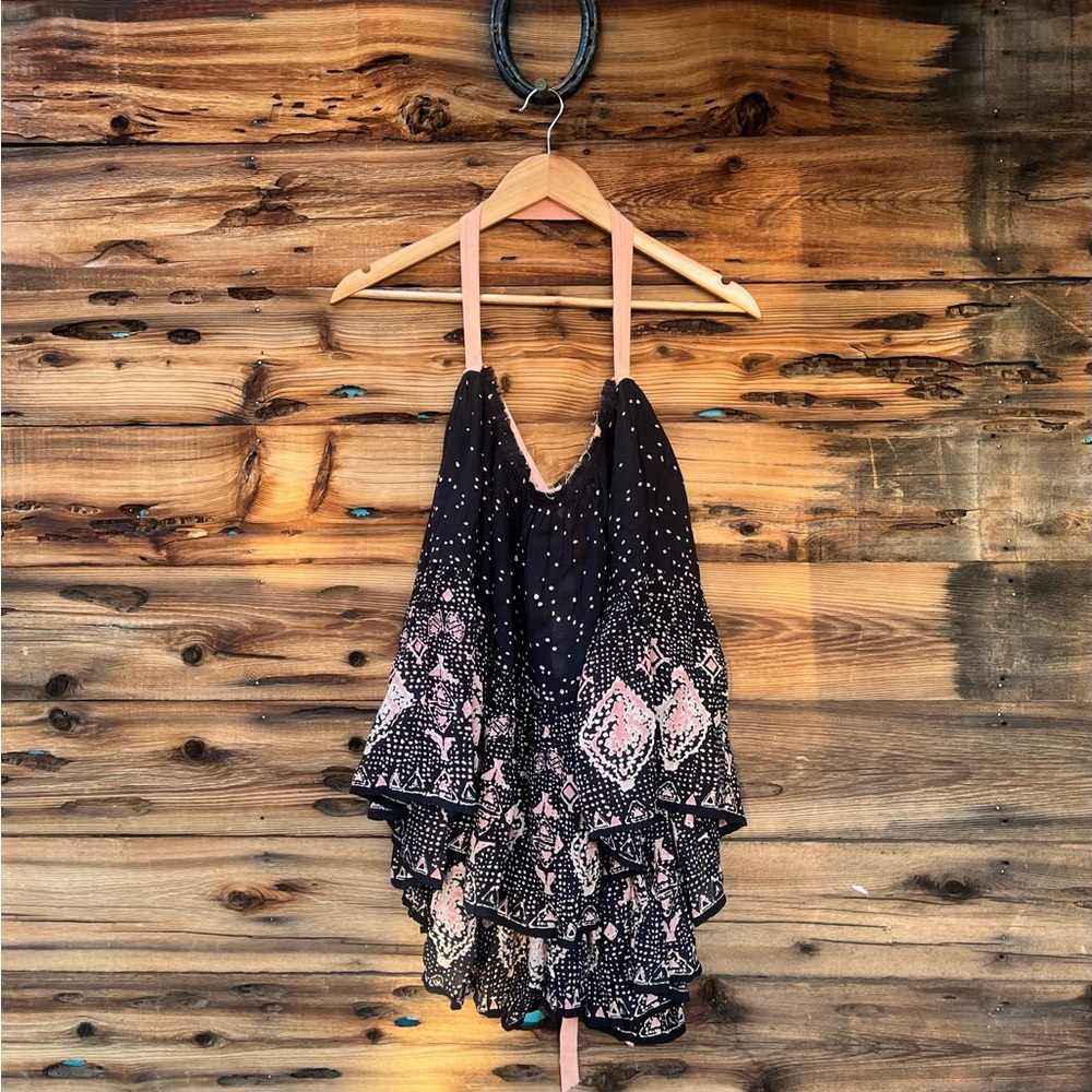 FREE PEOPLE | FP One Black and Pink Halter Top XS/S